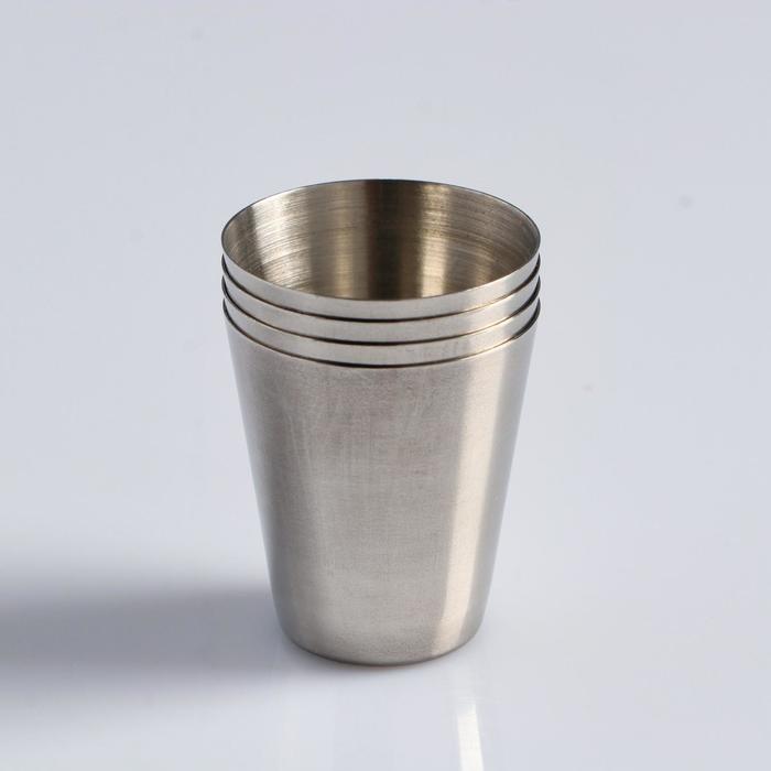 Набор рюмок в черном чехле из экокожи (4шт) 30мл